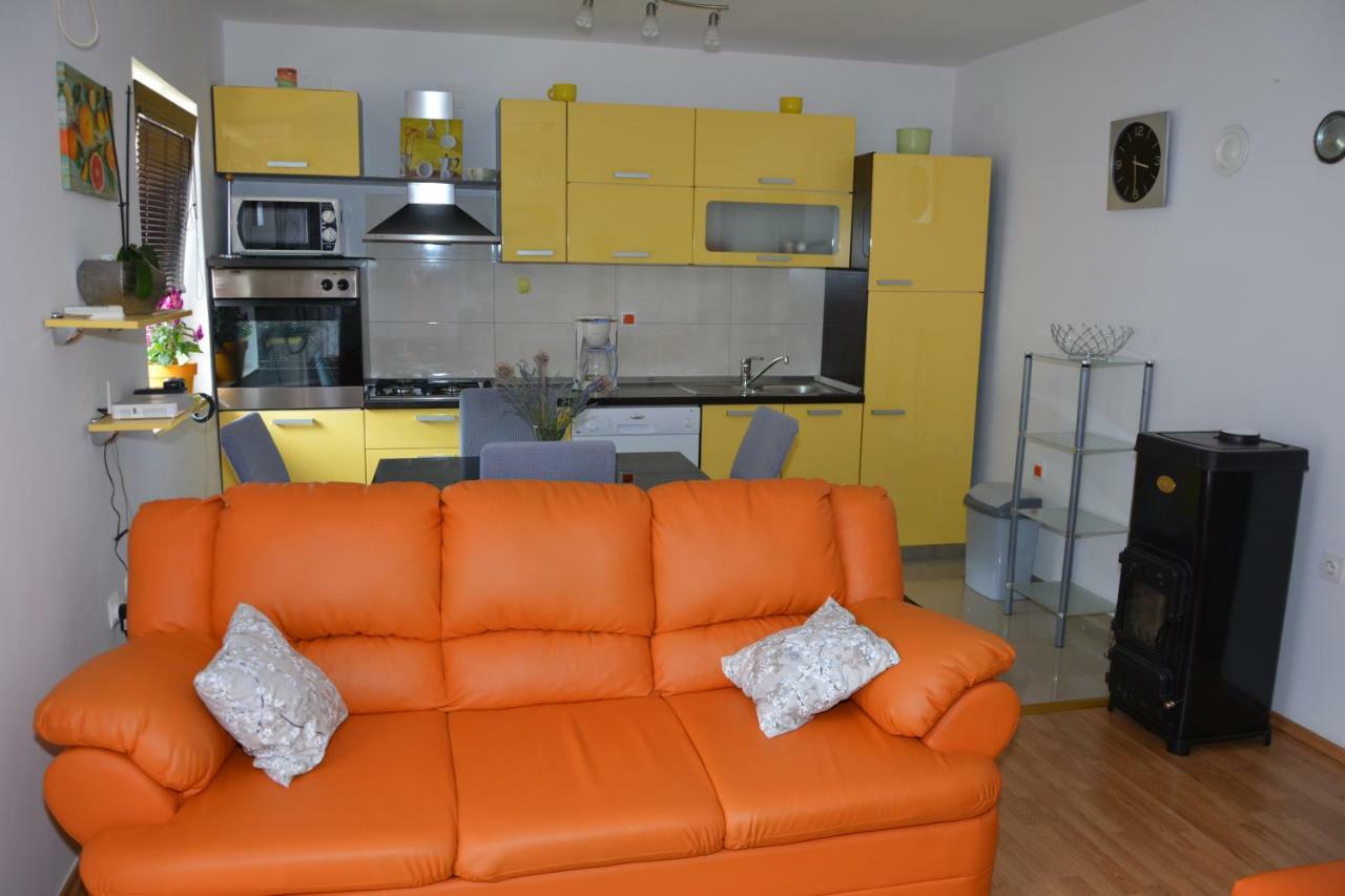 Apartment Ivana Senj  Esterno foto